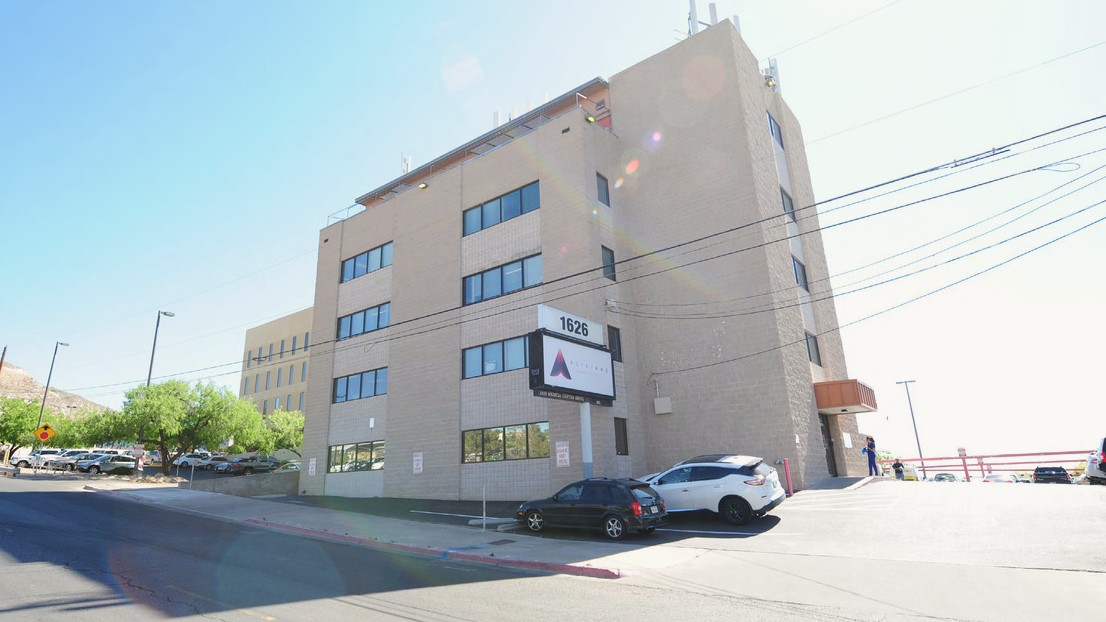 Aliviane El Paso, TX