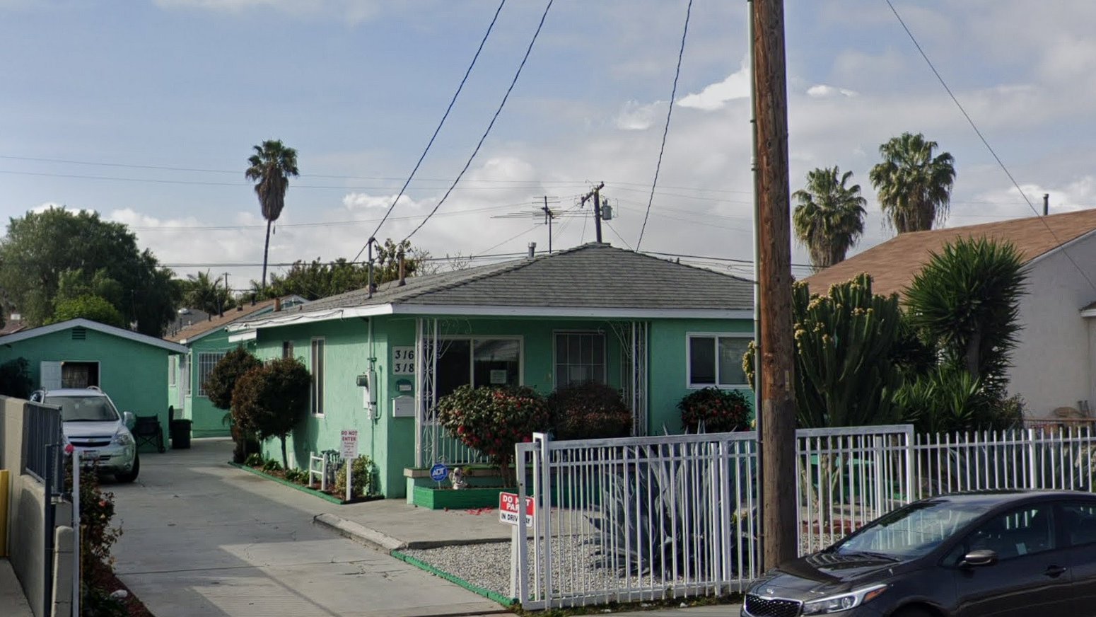 Dare U to Care Van Nuys, CA