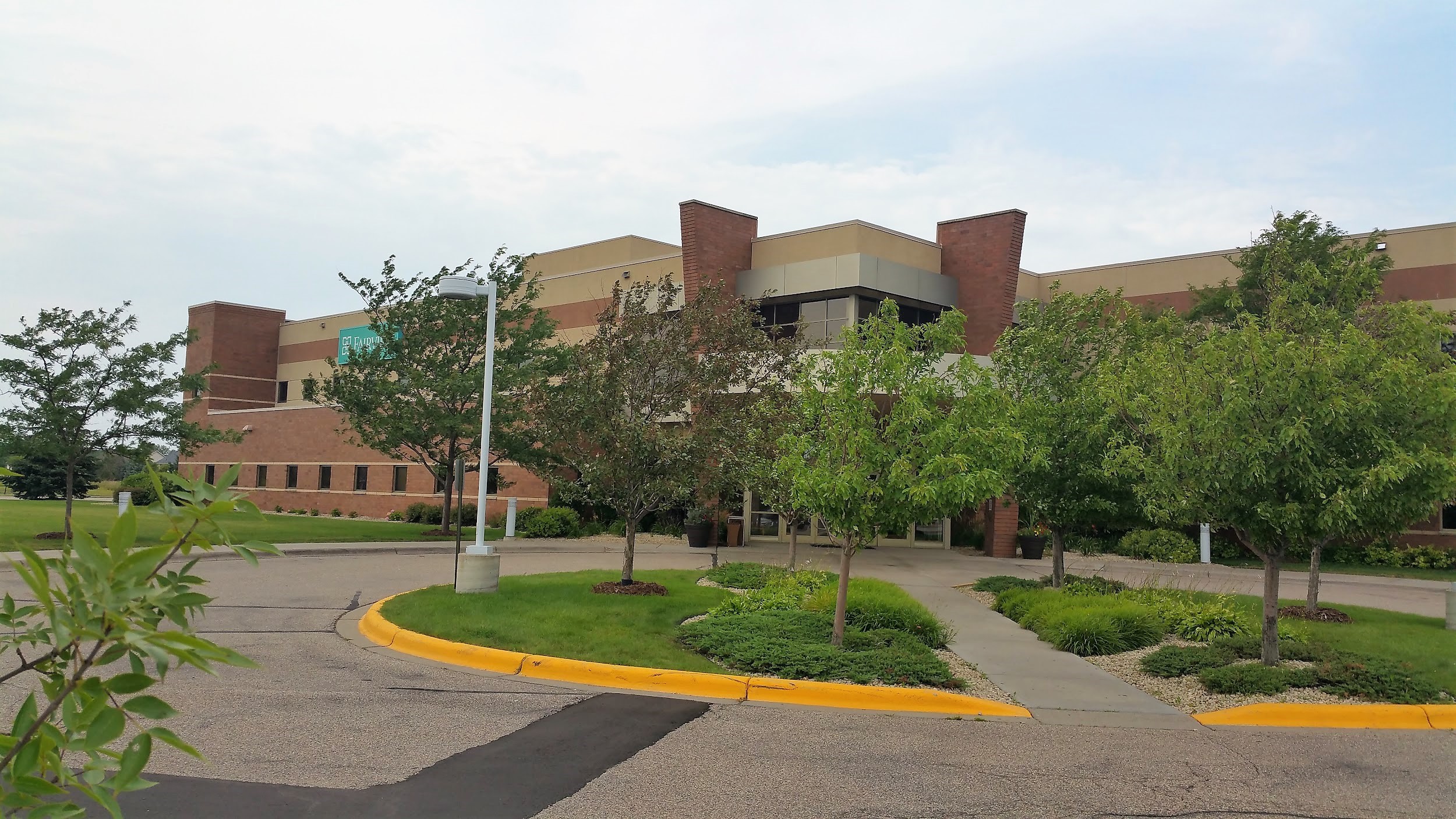M Health Fairview Urgent Care Brooklyn Park Brooklyn Park, MN