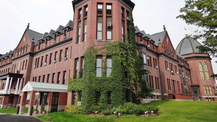 Saint Marys Regional Medical Center