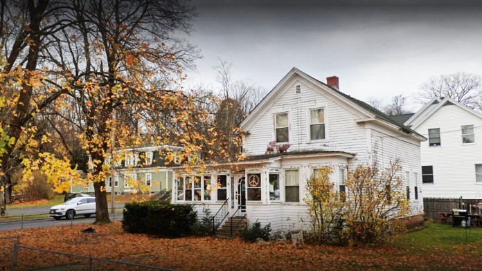 Heroin Addiction: Signs, Symptoms, and Treatment 