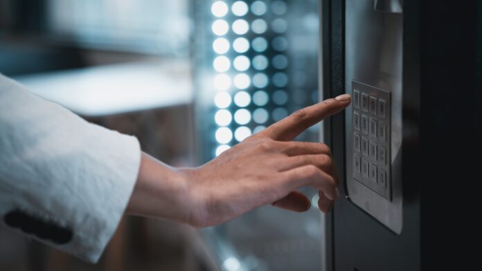 Iowa free naloxone vending machines